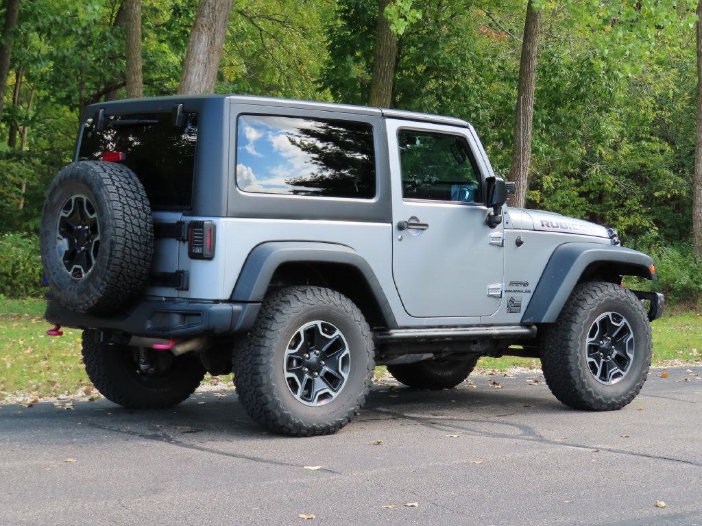 Used 2016 Jeep Wrangler Rubicon AWD/4WD image 3