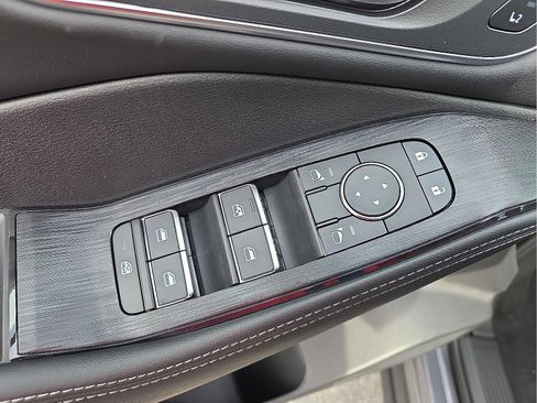 New 2026 Nissan Rogue Platinum w/ Platinum Premium Package AWD/4WD image 15