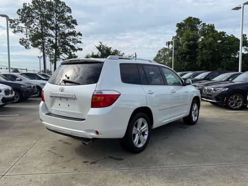 Used 2010 Toyota Highlander Limited FWD image 5