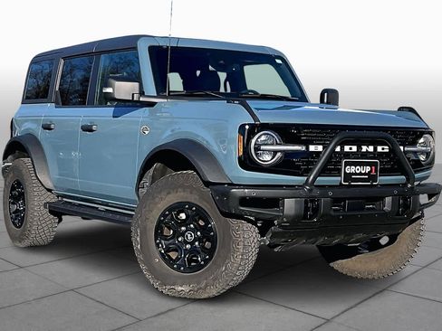 Used 2022 Ford Bronco Wildtrak image 2