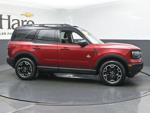 Used 2025 Ford Bronco Sport Outer Banks w/ Outer Banks Tech Package+ AWD/4WD image 1