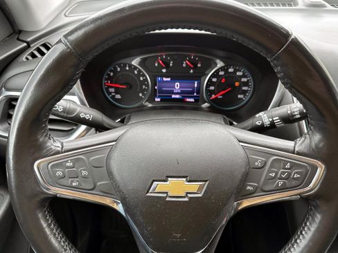 Used 2019 Chevrolet Equinox LT image 18