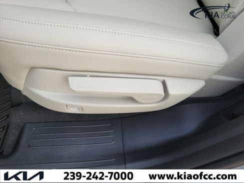 New 2026 Kia Sorento S FWD image 13