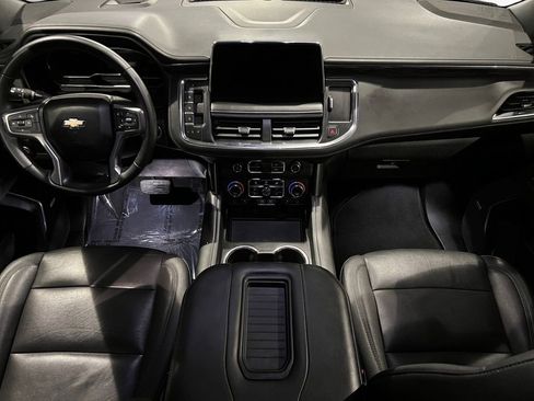 Used 2023 Chevrolet Suburban LT image 40