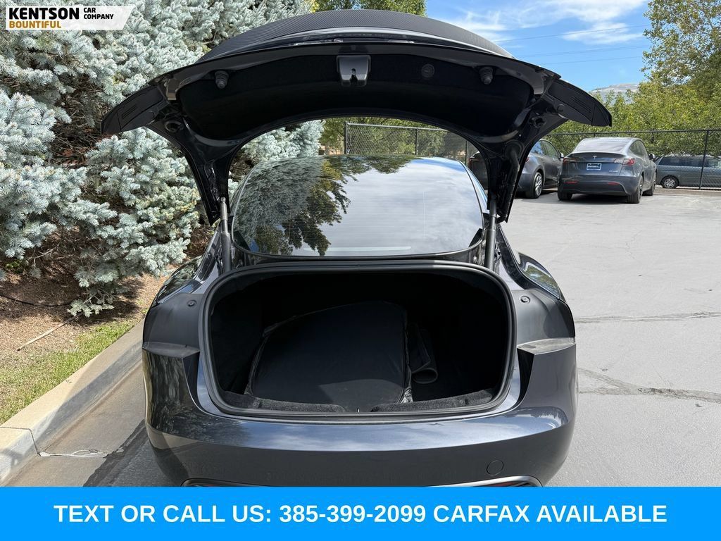 Used 2025 Tesla Model 3 Performance AWD/4WD image 32