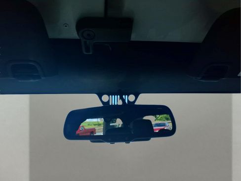 Used 2016 Jeep Wrangler Unlimited Rubicon AWD/4WD image 23