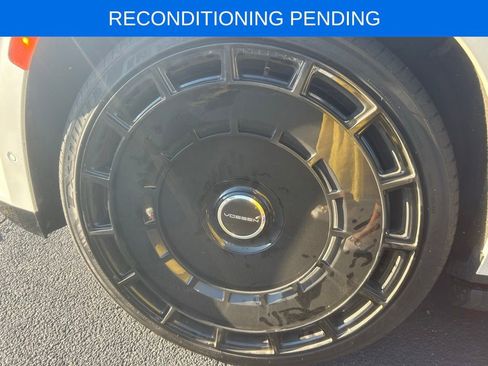 Used 2023 Cadillac Escalade ESV Sport w/ Touring Package AWD/4WD image 7