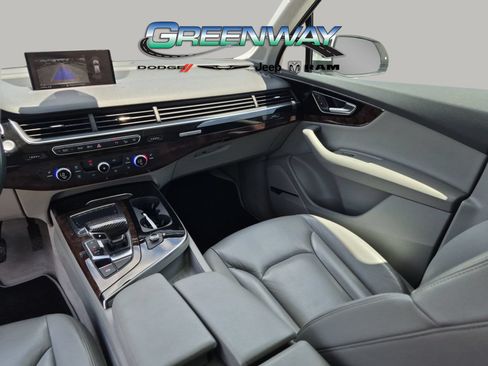 Used 2018 Audi Q7 3.0T Premium Plus AWD/4WD image 12