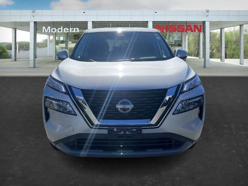Certified 2023 Nissan Rogue SV image 8