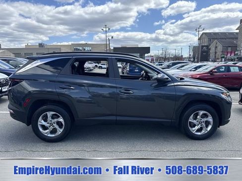 Used 2023 Hyundai Tucson SEL AWD/4WD image 3