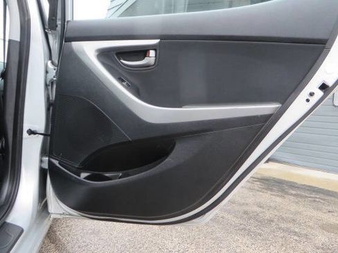 Used 2016 Hyundai Elantra Value Edition image 37