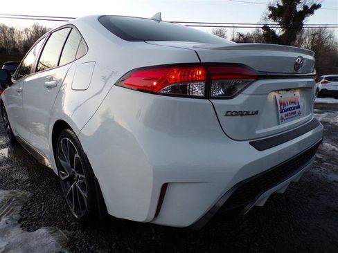 Used 2022 Toyota Corolla SE image 6