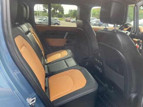 Used 2023 Land Rover Defender 110 X-Dynamic SE AWD/4WD image 19
