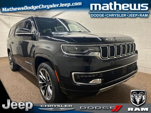 Used 2024 Jeep Wagoneer L Series III w/ Premium Group I AWD/4WD image 1