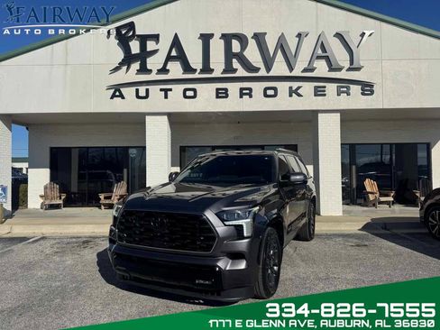 Used 2024 Toyota Sequoia Platinum image 1