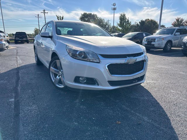 Used 2014 Chevrolet Malibu LTZ FWD image 2