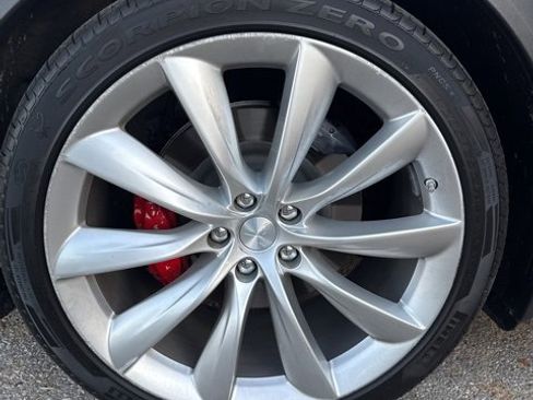 Used 2017 Tesla Model X P100D image 10