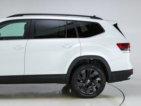 New 2026 Volkswagen Atlas SE FWD image 4