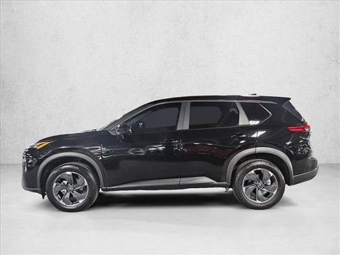 Used 2024 Nissan Rogue SV AWD/4WD image 9