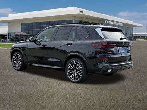 New 2026 BMW X5 sDrive40i image 8