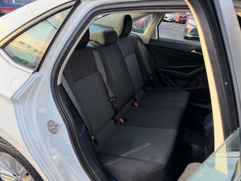 Used 2019 Volkswagen Jetta S image 13