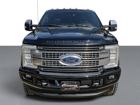 Used 2017 Ford F250 Platinum w/ Platinum Ultimate Package AWD/4WD image 47