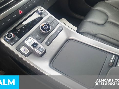 Used 2023 Hyundai Palisade Calligraphy image 9
