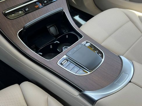 Certified 2022 Mercedes-Benz GLC 300 4MATIC image 30