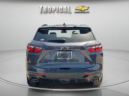 Used 2021 Chevrolet Blazer RS w/ Enhanced Convenience Package FWD image 4