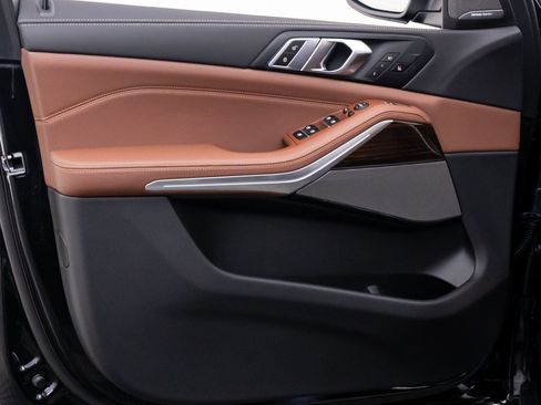 New 2026 BMW X5 xDrive40i w/ Climate Comfort Package image 13