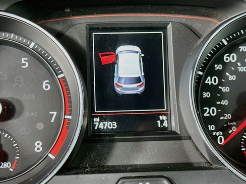 Used 2018 Volkswagen GTI S FWD image 19