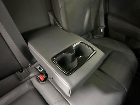 Certified 2025 Toyota Crown Signia Limited w/ Advanced Technology Package image 43