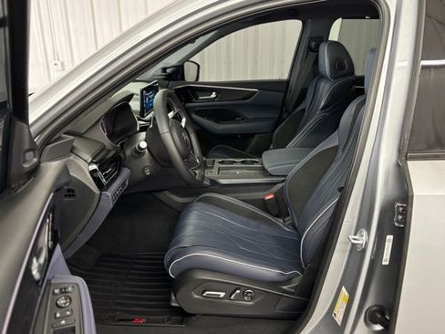 New 2026 Acura MDX Type S image 2
