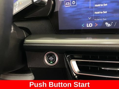 Certified 2024 Chevrolet Traverse LT FWD image 5