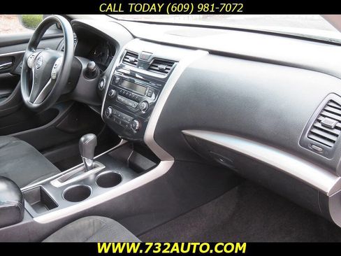 Used 2015 Nissan Altima 2.5 S w/ Power Driver Seat Package image 6
