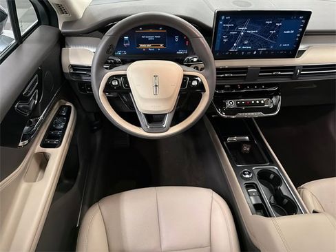 Used 2024 Lincoln Corsair FWD w/ Equipment Group 101A image 21