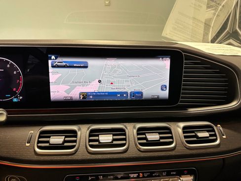 Certified 2025 Mercedes-Benz GLE 580 4MATIC image 23