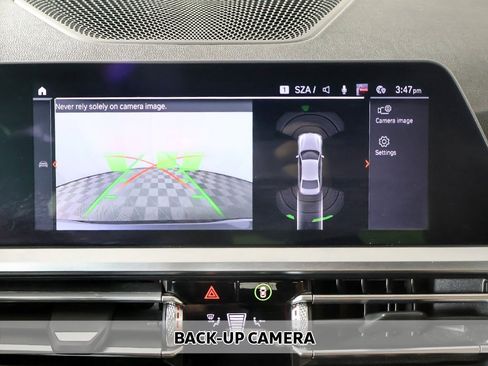 Used 2021 BMW 330i xDrive Sedan w/ Premium Package image 6