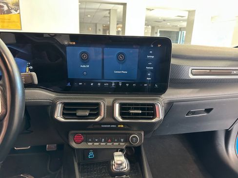 Used 2024 Ford Mustang Premium image 17