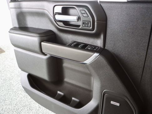 Used 2021 GMC Sierra 2500 AT4 w/ AT4 Preferred Package image 26