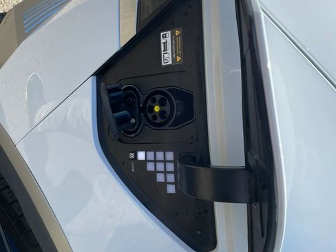 Used 2024 Hyundai Ioniq 5 Limited RWD image 60