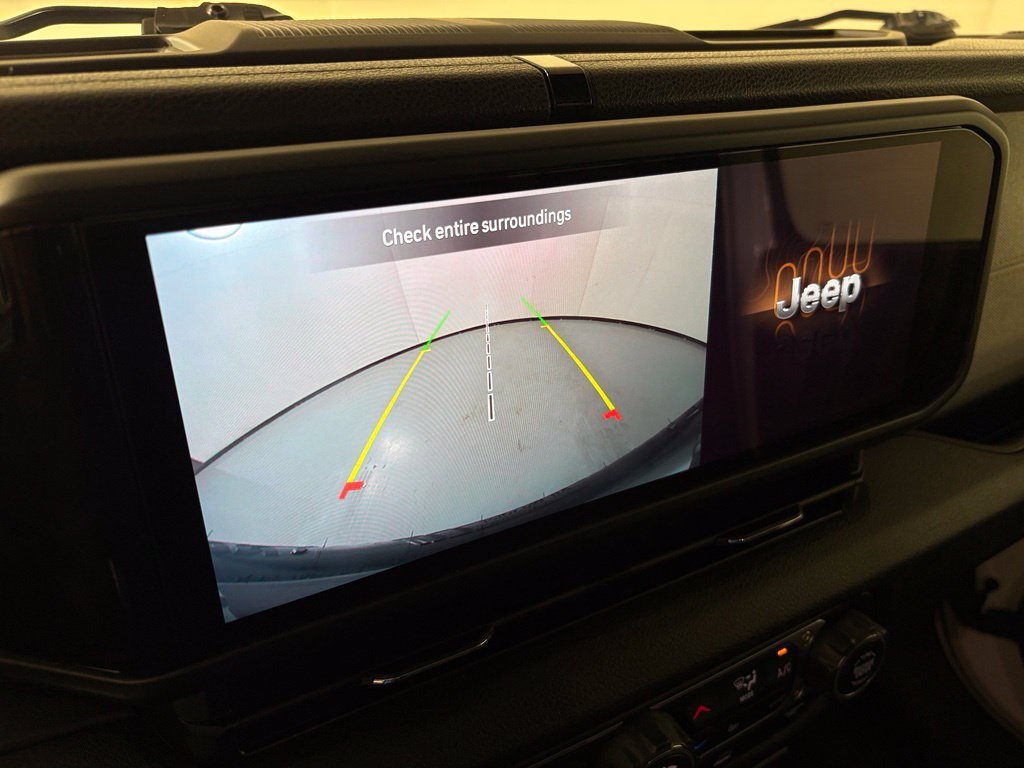 Used 2025 Jeep Wrangler Unlimited Sport AWD/4WD image 25