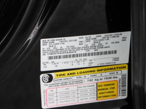 Used 2023 Ford Expedition Max Limited image 36