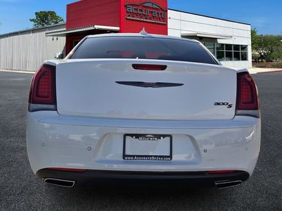 Used 2022 Chrysler 300 S