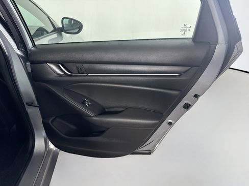 Used 2020 Honda Accord Sport image 28