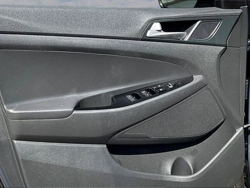 Used 2020 Hyundai Tucson SE image 21