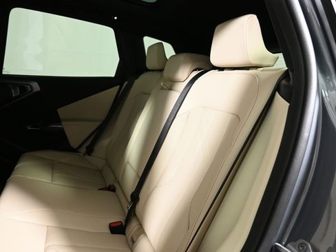 New 2026 BMW X3 xDrive30 w/ Premium Package AWD/4WD image 4