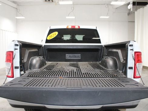 Used 2024 RAM 2500 Big Horn image 17