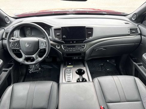 Used 2024 Honda Passport TrailSport image 14
