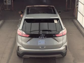 Used 2023 Ford Edge SEL w/ Convenience Package AWD/4WD image 6